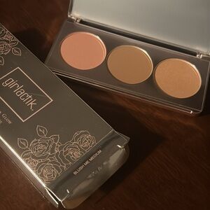 *NEW* Girlactik Blush Me & Glow Face Palette
